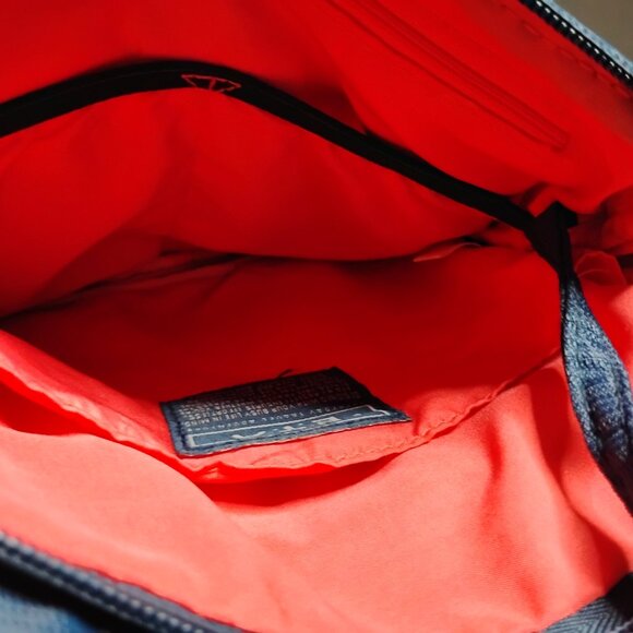 ETA Everyday Travel Adventure Crossbody Bag Blue - Picture 10 of 12